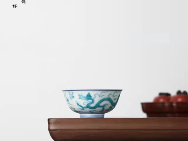 绿龍撇口杯
